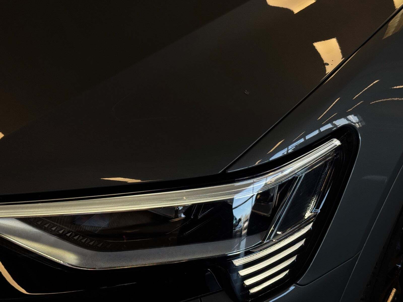 Audi Q8 e-tron 55 S-line quattro