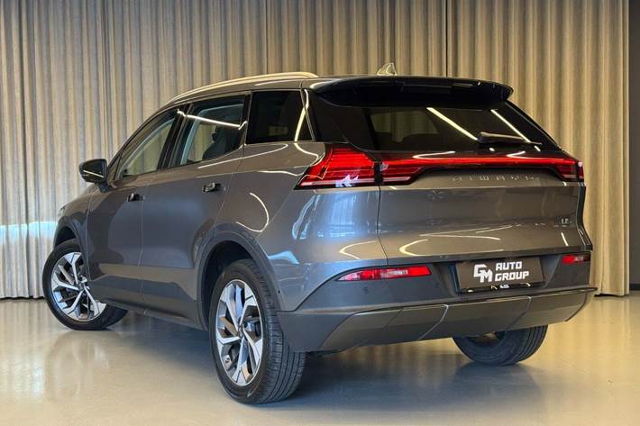 Grå Aiways U5 fra 2022