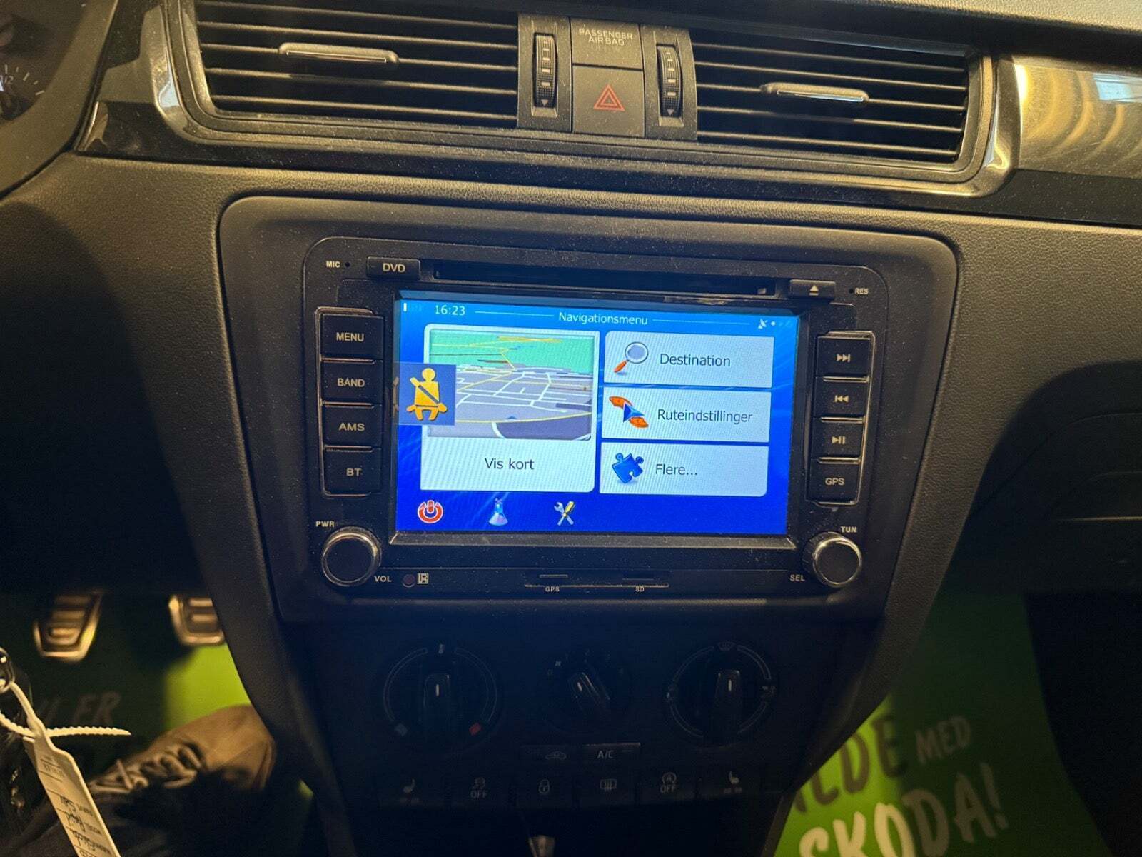 Sølv Skoda Rapid fra 2015
