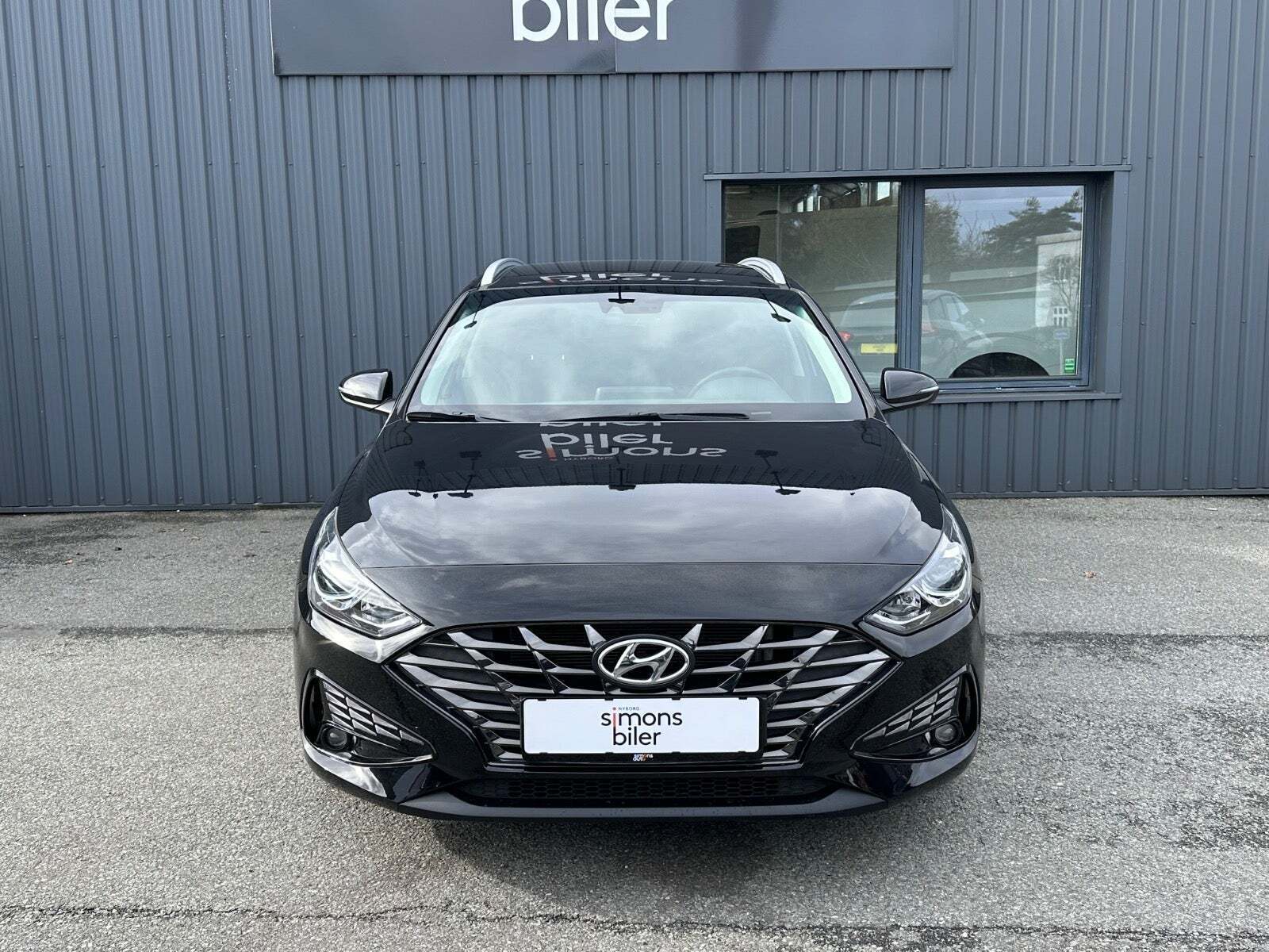 Sort Hyundai i30 fra 2023