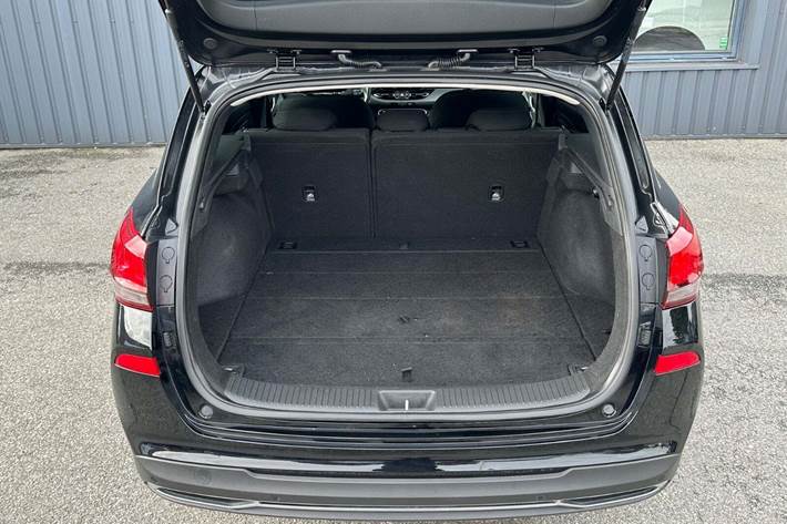 Sort Hyundai i30 fra 2023