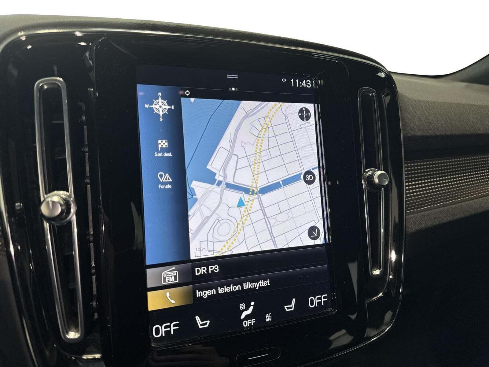 Sort Volvo XC40 fra 2022