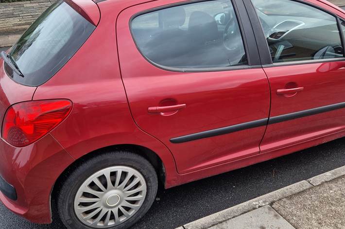 undefined Peugeot 207 fra 2006