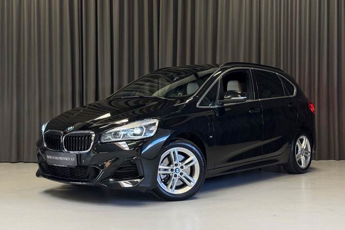 Sort BMW 225xe fra 2020