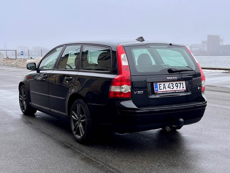 Volvo V50 1,8 Momentum (nysynet)