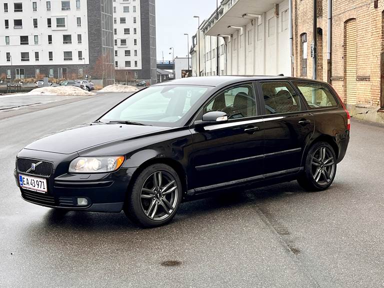 Volvo V50 1,8 Momentum (nysynet)
