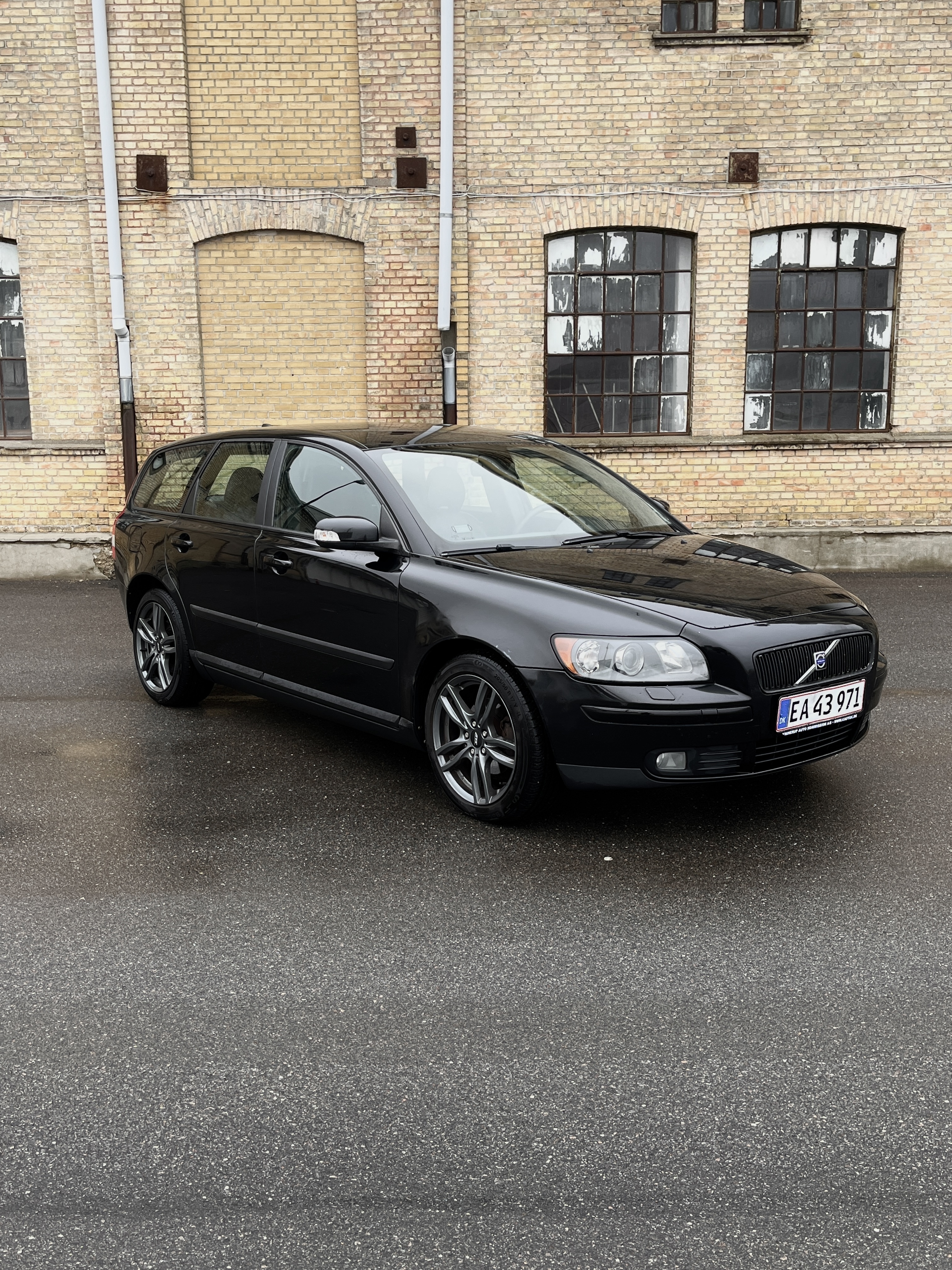 Sort Volvo V50 fra 2006