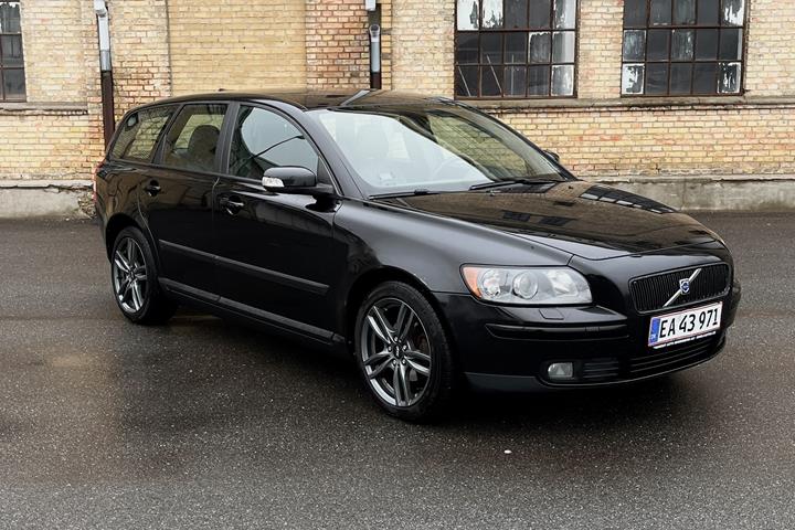 Sort Volvo V50 fra 2006