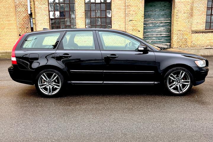 Sort Volvo V50 fra 2006
