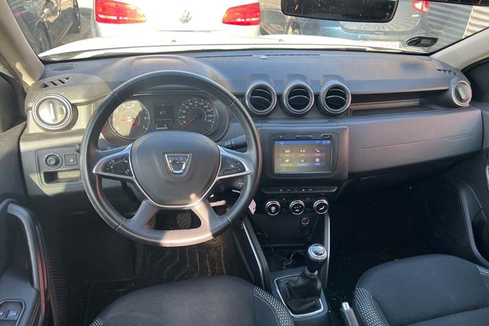 Hvid Dacia Duster fra 2020