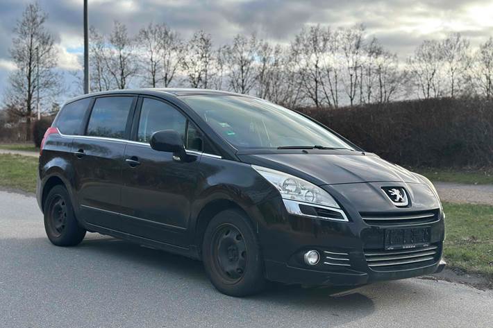 undefined Peugeot 5008 fra 2010
