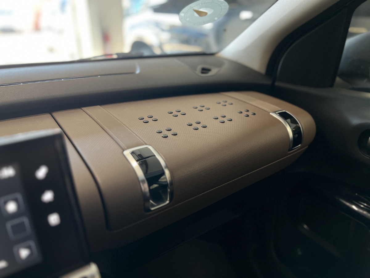 Hvid Citroën C4 Cactus fra 2015