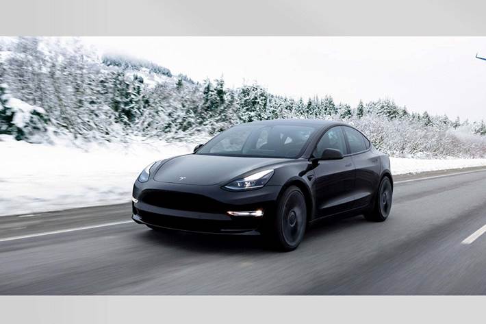 Sort Tesla Model 3 fra 2023