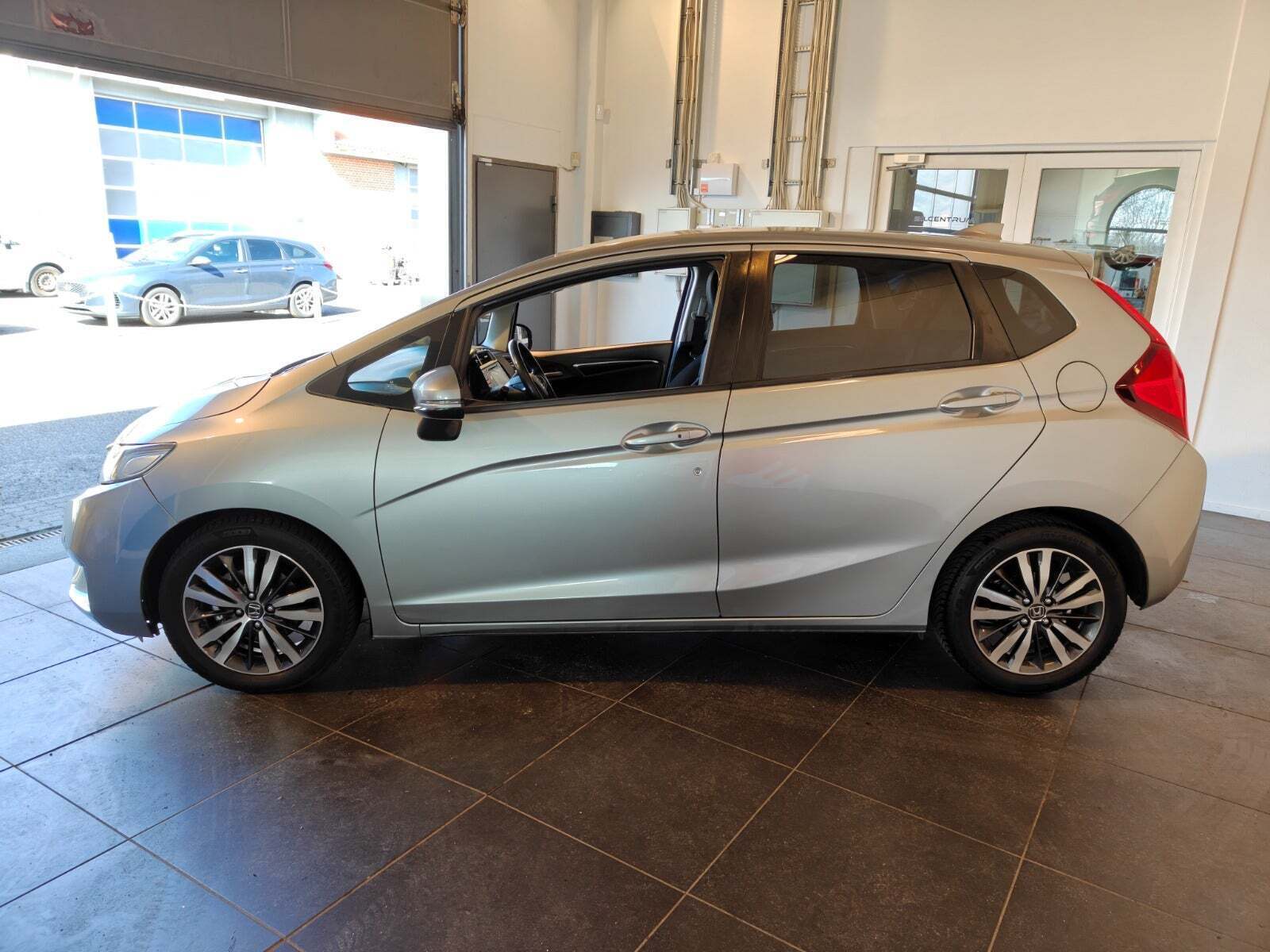 Honda Jazz 1,3 i-VTEC Elegance