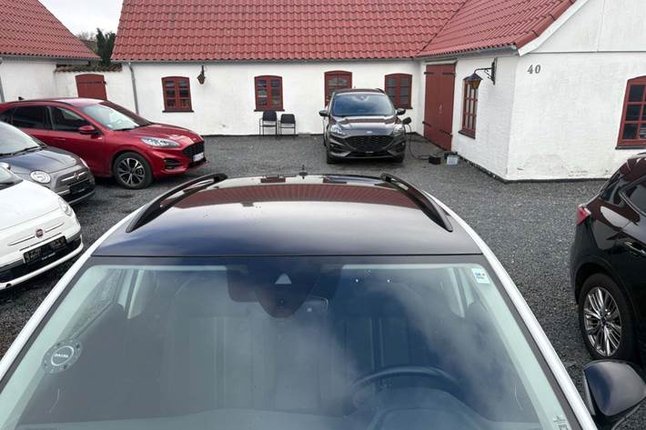 Hvid VW T-Roc fra 2019