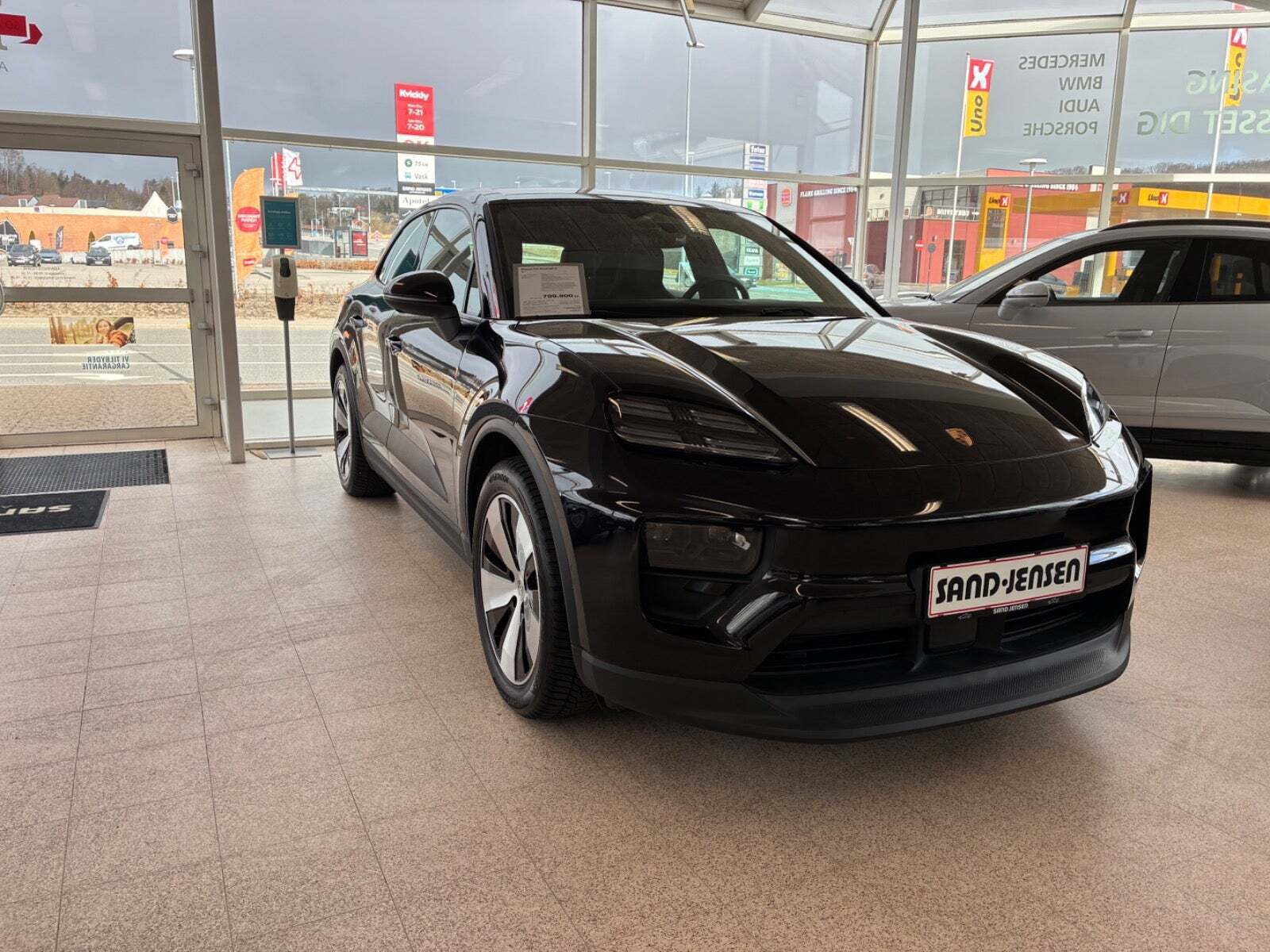Porsche Macan 4