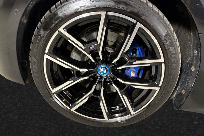 Sort BMW i4 fra 2024