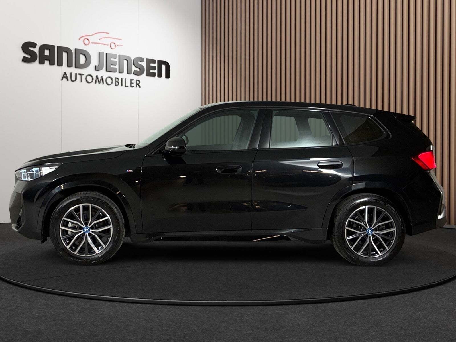 BMW iX1 xDrive30 M-Sport Premium