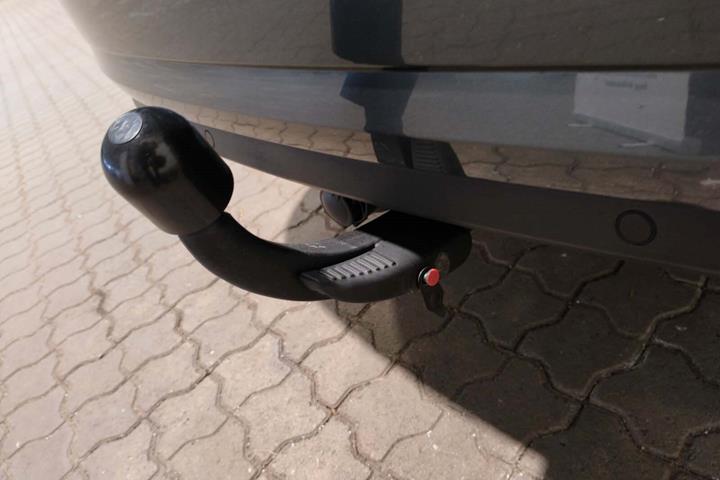 Grå Skoda Octavia fra 2019