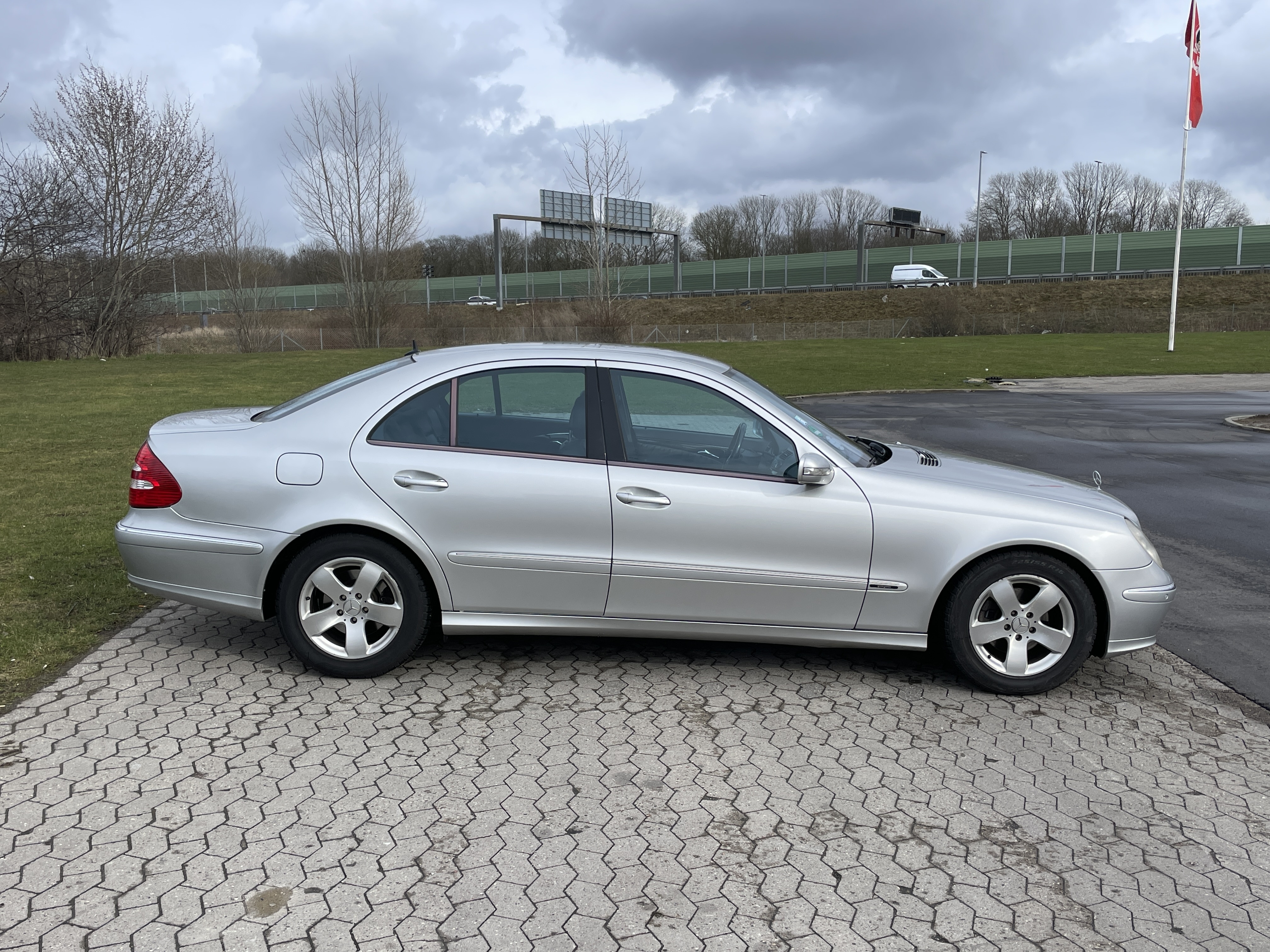 Mercedes E320 3,2 CDI