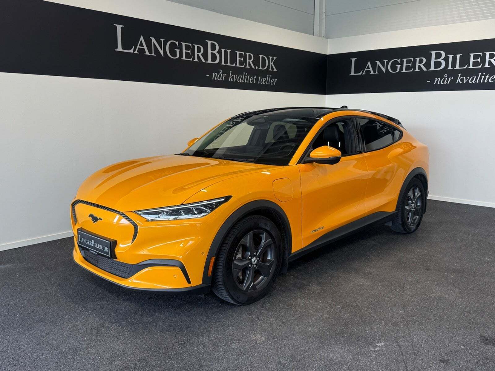 Ford Mustang Mach-E 70 Standard Range