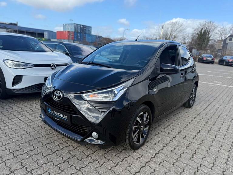 Toyota Aygo 1,0 VVT-i x-black