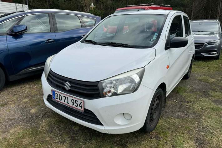 Hvid Suzuki Celerio fra 2015 set udefra