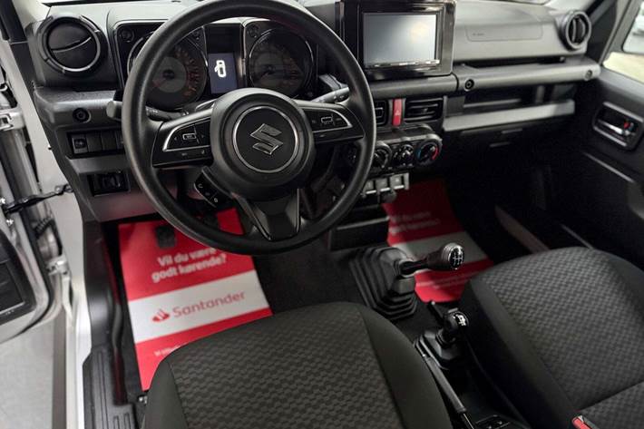 Sølv Suzuki Jimny fra 2024