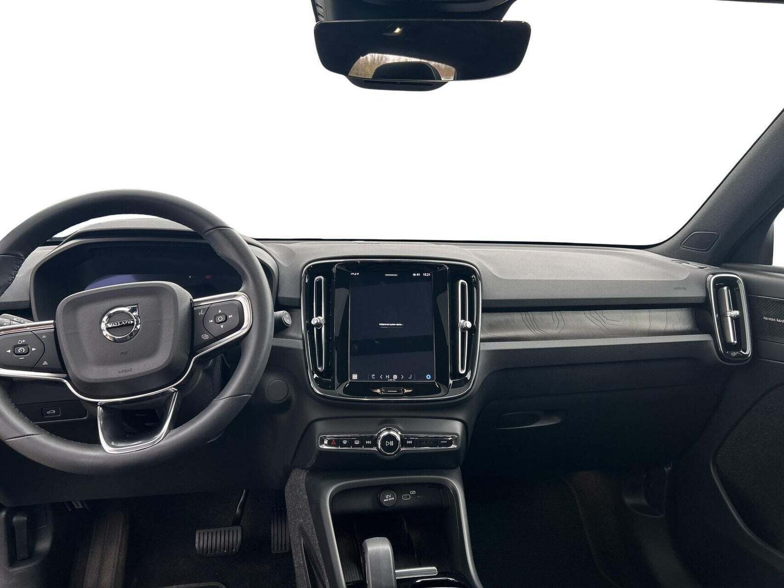 Sort Volvo EX40 fra 2025