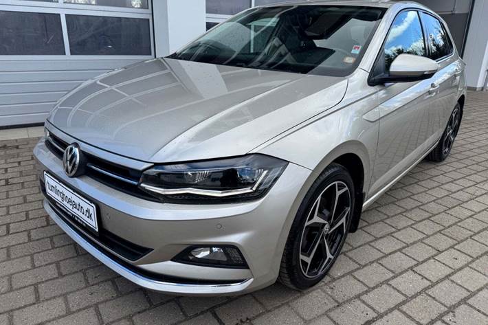Sølv VW Polo fra 2018