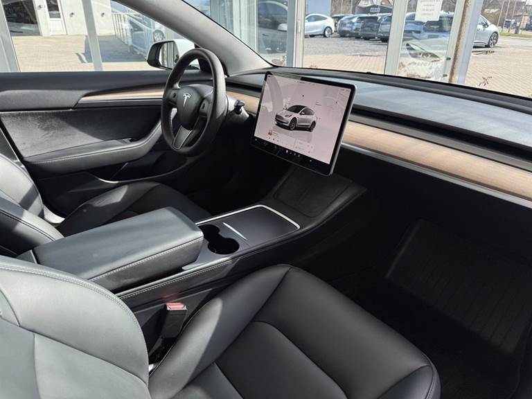 Tesla Model 3 EL 283HK Aut.