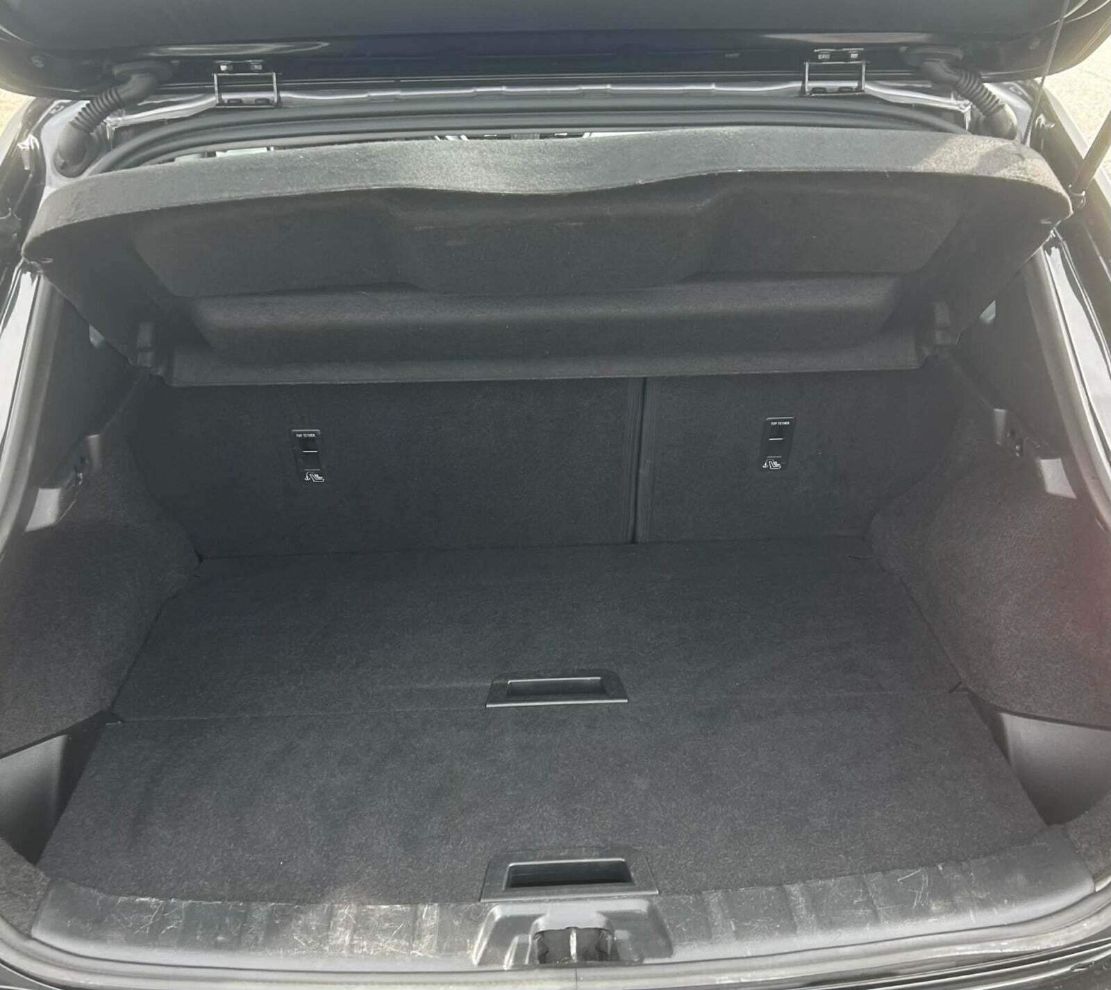 Sort Nissan Qashqai fra 2017