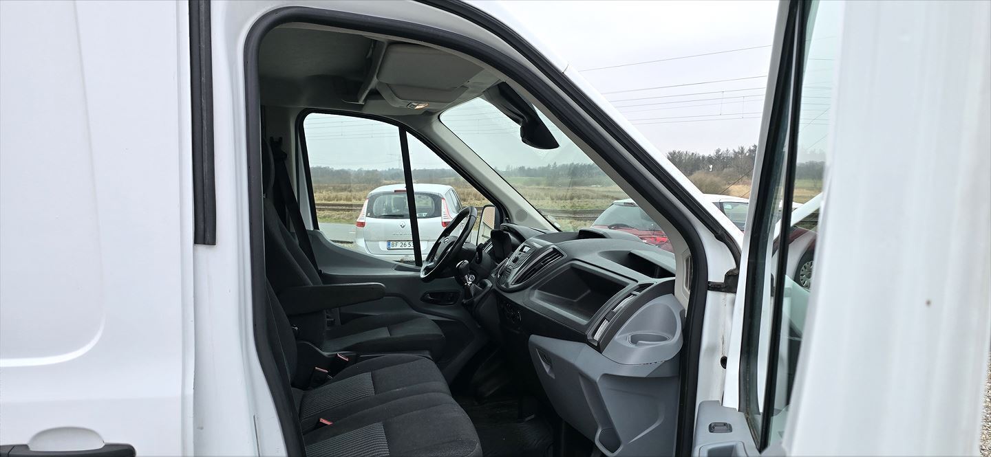 Ford Transit TDCi 170HK