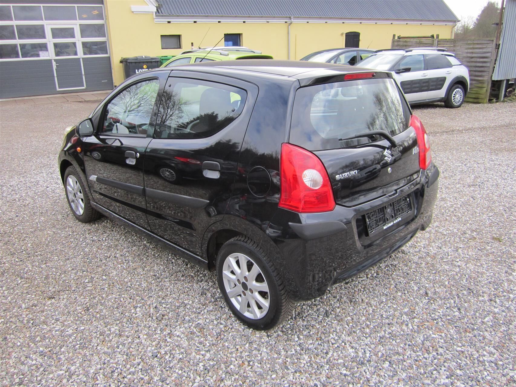 undefined Suzuki Alto fra 2010