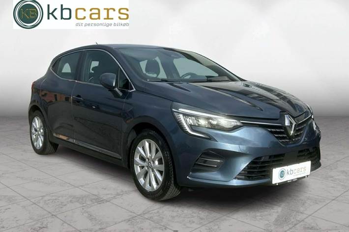 Blå Renault Clio V fra 2021