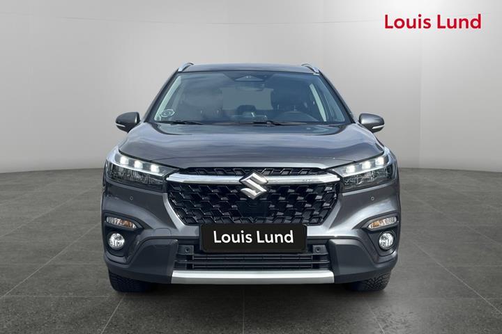 Grå Suzuki S-Cross fra 2025