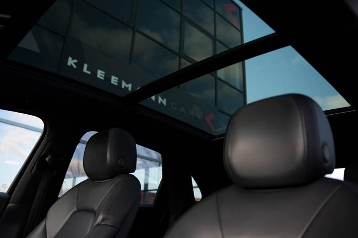 Gul Porsche Cayenne S fra 2018