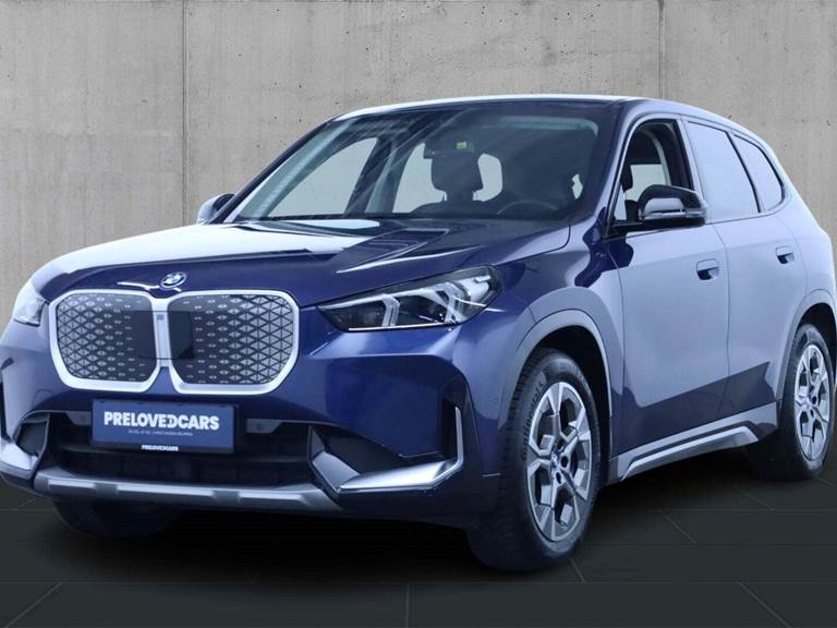 BMW iX1 eDrive20 X-Line