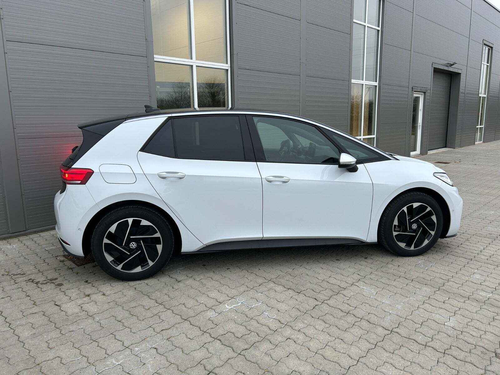 Hvid VW ID.3 fra 2024