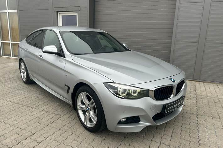 Sølv BMW 320d fra 2019