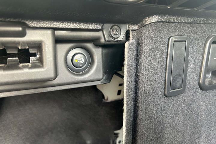 Sølv BMW 320d fra 2019