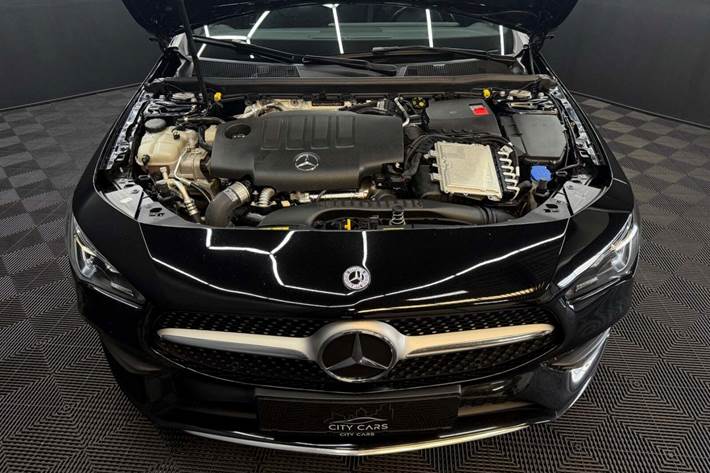 Sort Mercedes CLA220 d fra 2021