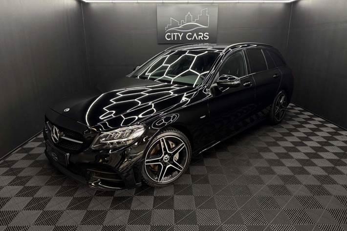 Sort Mercedes C220 d fra 2020