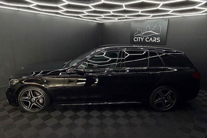 Sort Mercedes C220 d fra 2020