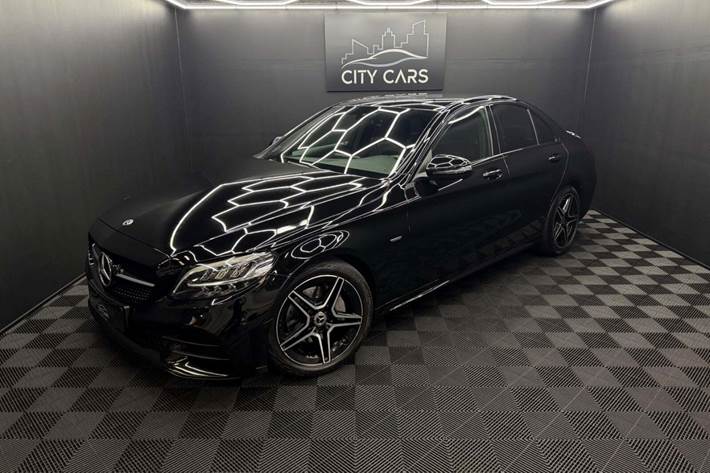 Sort Mercedes C220 d fra 2020