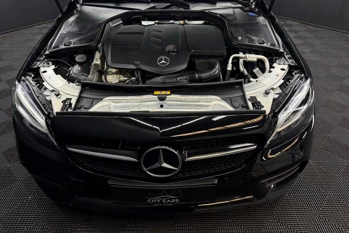 Sort Mercedes C220 d fra 2020