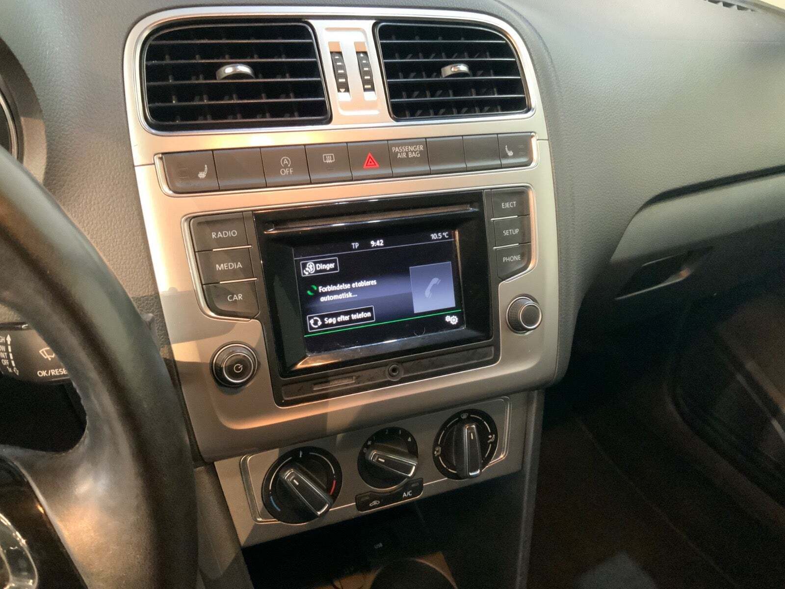 Hvid VW Polo fra 2016