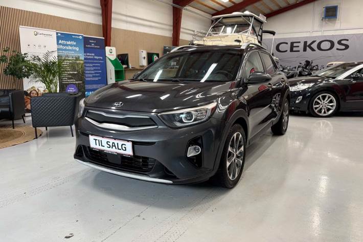 Grå Kia Stonic fra 2018
