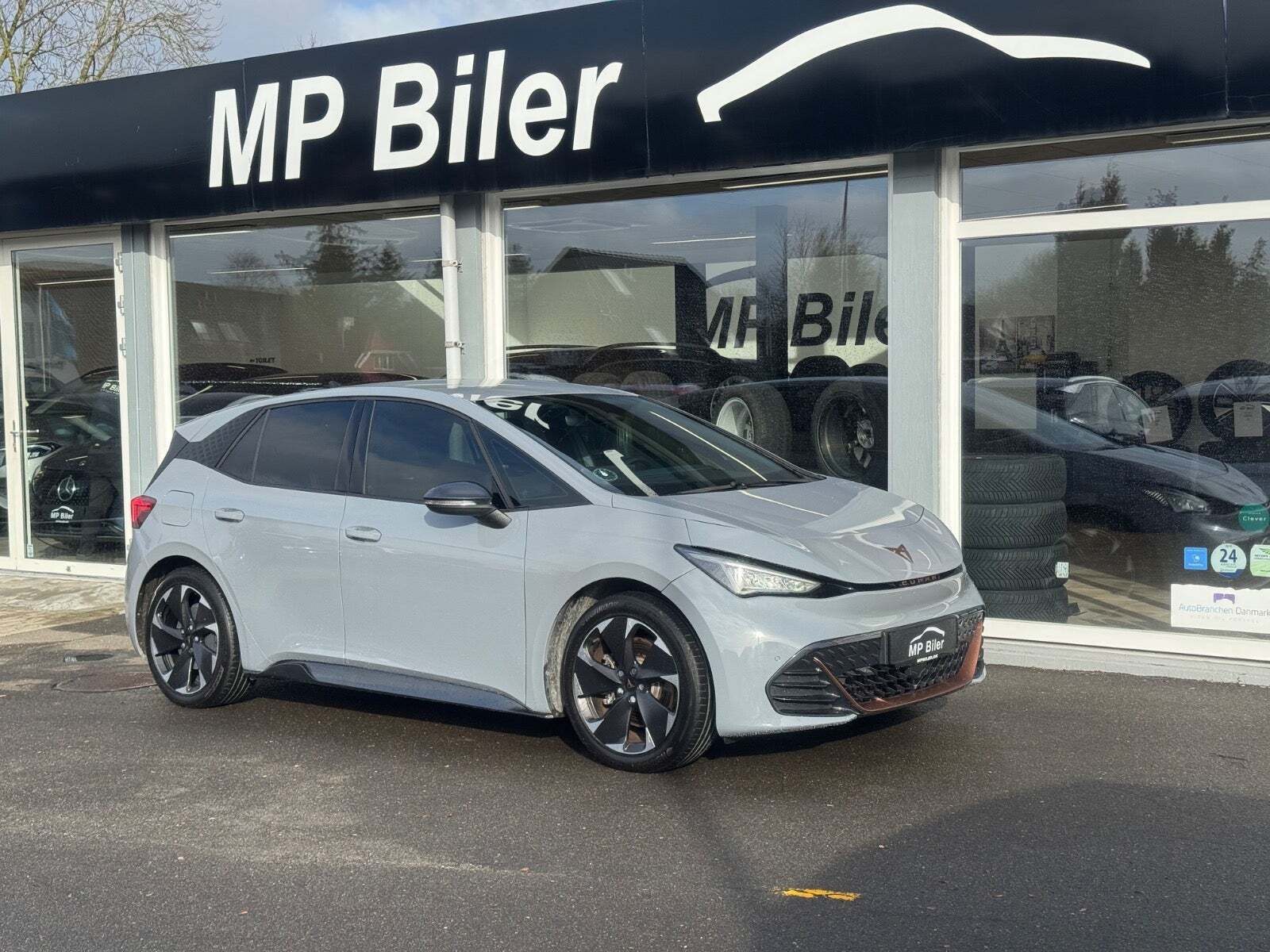 Cupra Born 58 e-Boost Dinamica Pack High