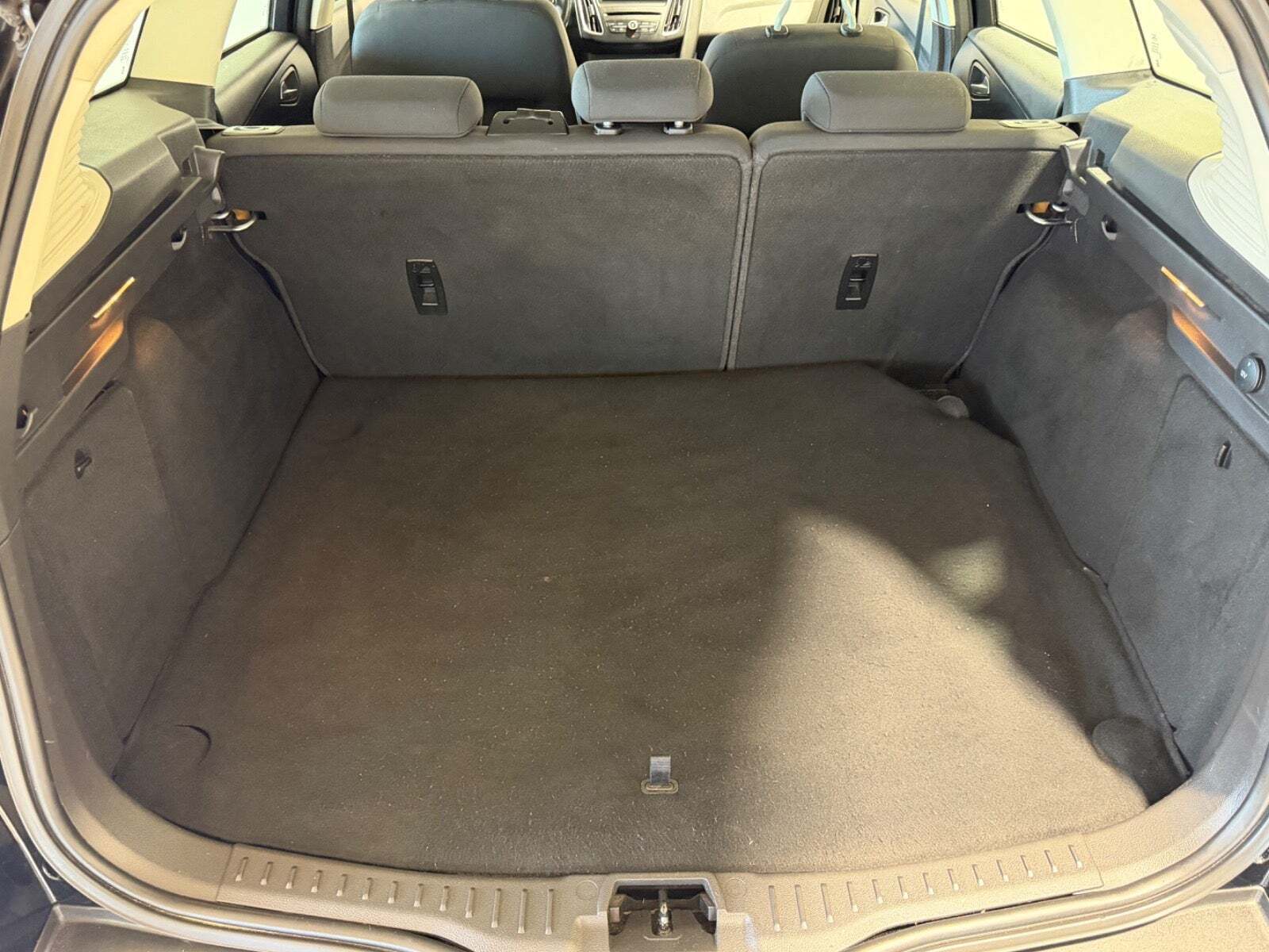 Sort Ford Focus fra 2017